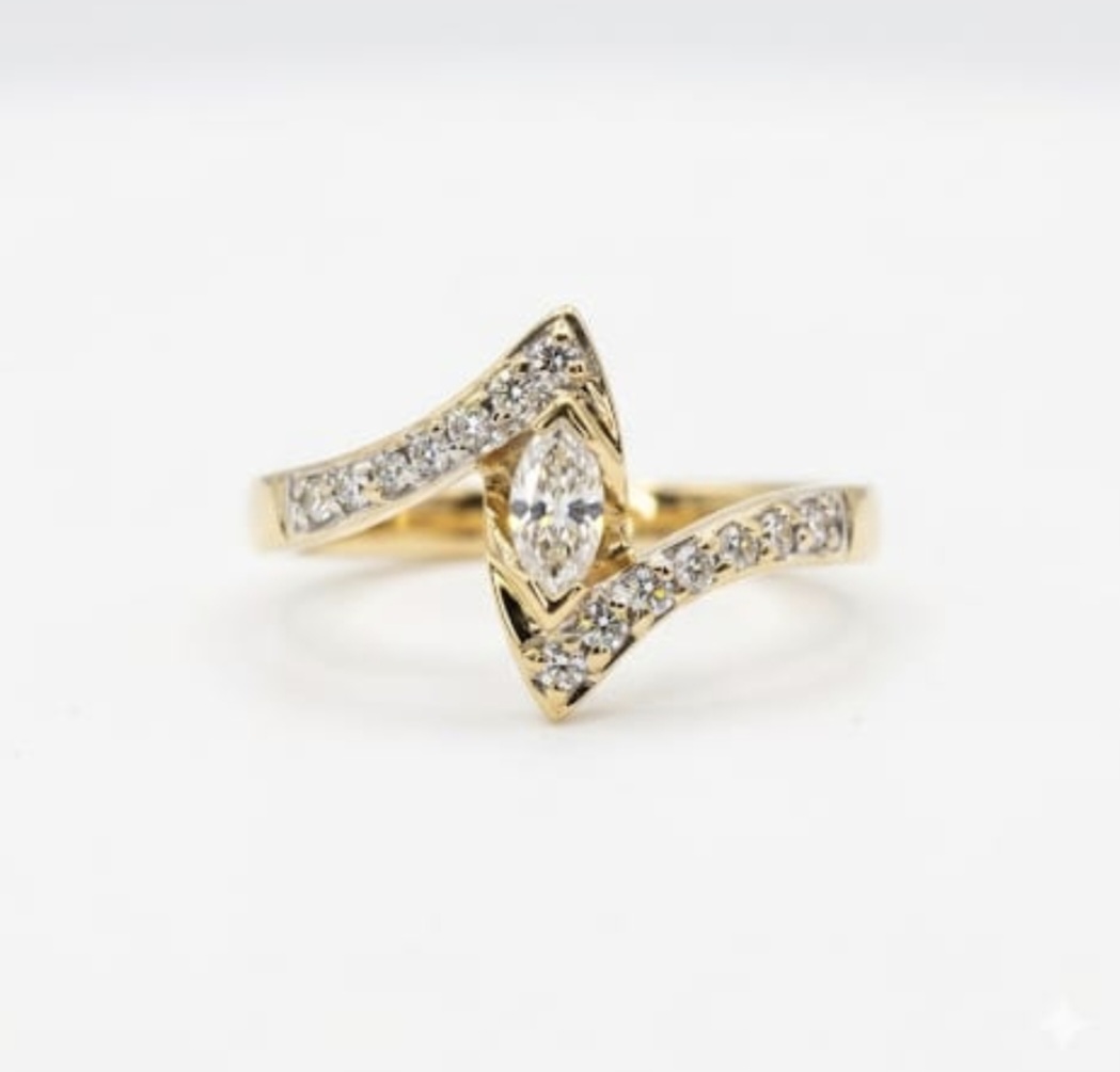 Aileen Yellow Gold Diamond Engagement Ring