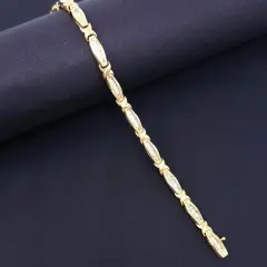 18ct. Yellow Gold Baguette diamond tennis bracelet