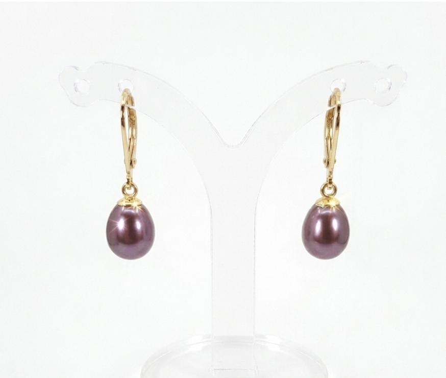 A pair of silver gold plated polished drop freshwater pearl mauve colour. With Morelli Clasp.