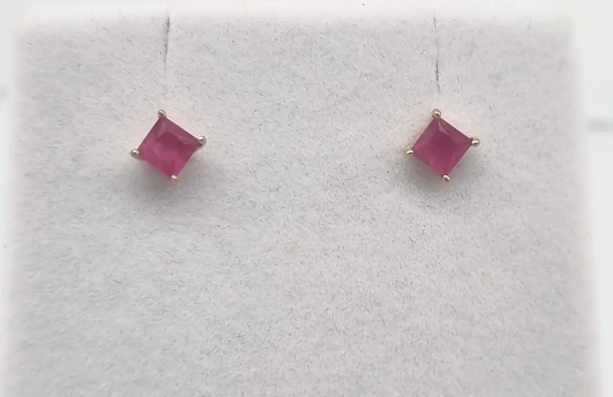 Feigl - Yellow Gold Ruby - Earrings