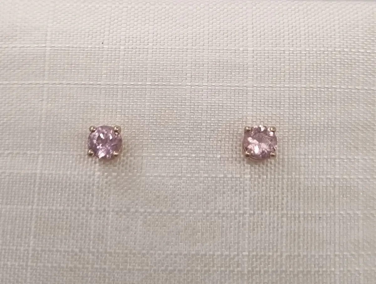 Faviola Yellow Gold Pink Sapphire Earrings
