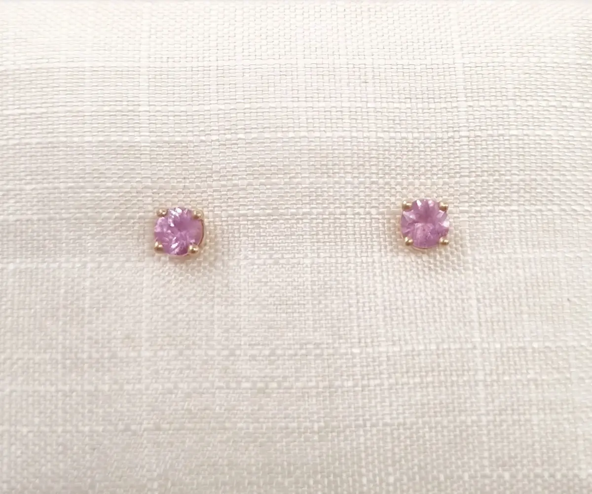 Fisk Yellow Gold Pink Sapphire Studs