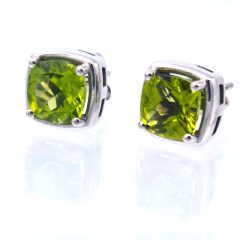 9ct. White gold cushion Peridot earring with push on butterflies