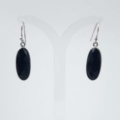 Sterling Silver, oval Onyx with checkerboard cut on Sheppard hook