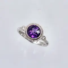 Anja - White Gold Amethyst & Diamond - Ring