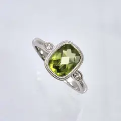 Candice - White Gold Peridot - Ring