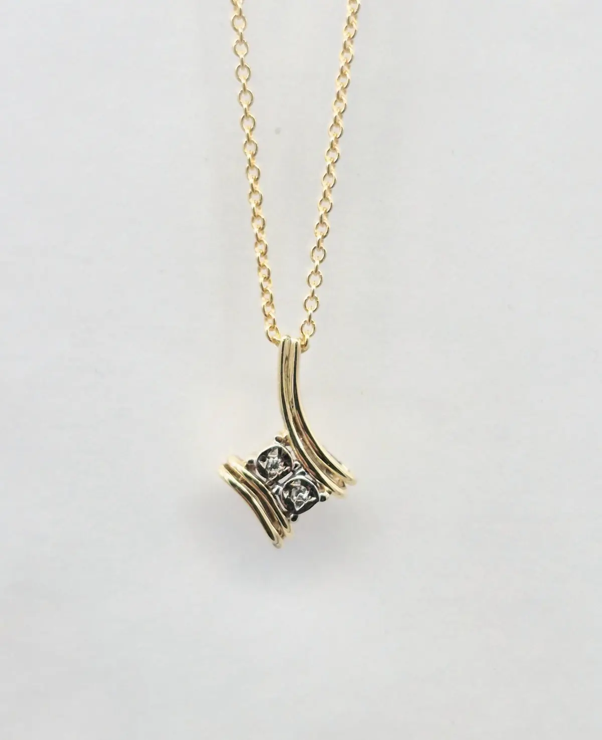 Idas - Yellow Gold Diamond Pendant - Necklace