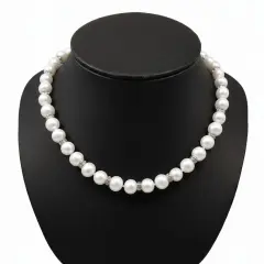 Palin Freshwater Pearl necklace Freshwater Pearl of white colour with crystal spacers and magnetic clasp