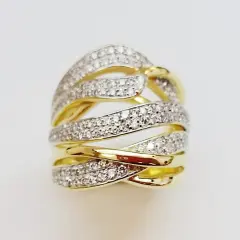 18ct. Yellow Gold ladies dress ring, set with 138 round diamonds of 1.98ct